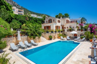 Authentic Villa For Rent in Kalkan With a Magnificent Sea View