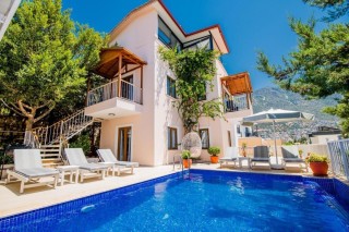 3 Bedroom Duplex Villa With Private Pool in Kalkan
