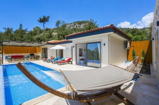 Villa with Private Pool in Islamlar area