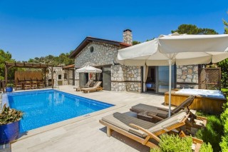 Sea View Villa With Private Pool In The Nature