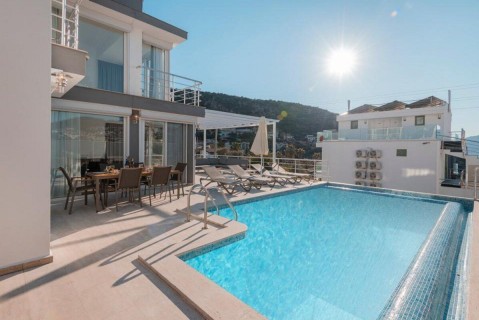 Villa TVK585