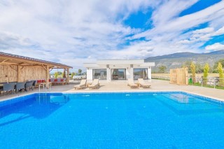 Kalkan Çavdır’da Kiralık Villa
