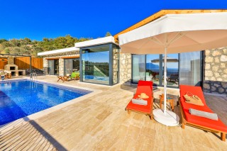 Sea View Villa With Private Pool In The Nature