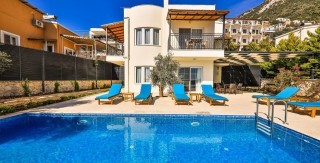 Comfortable Private Holiday Villa for 8 Persons Very Close to the